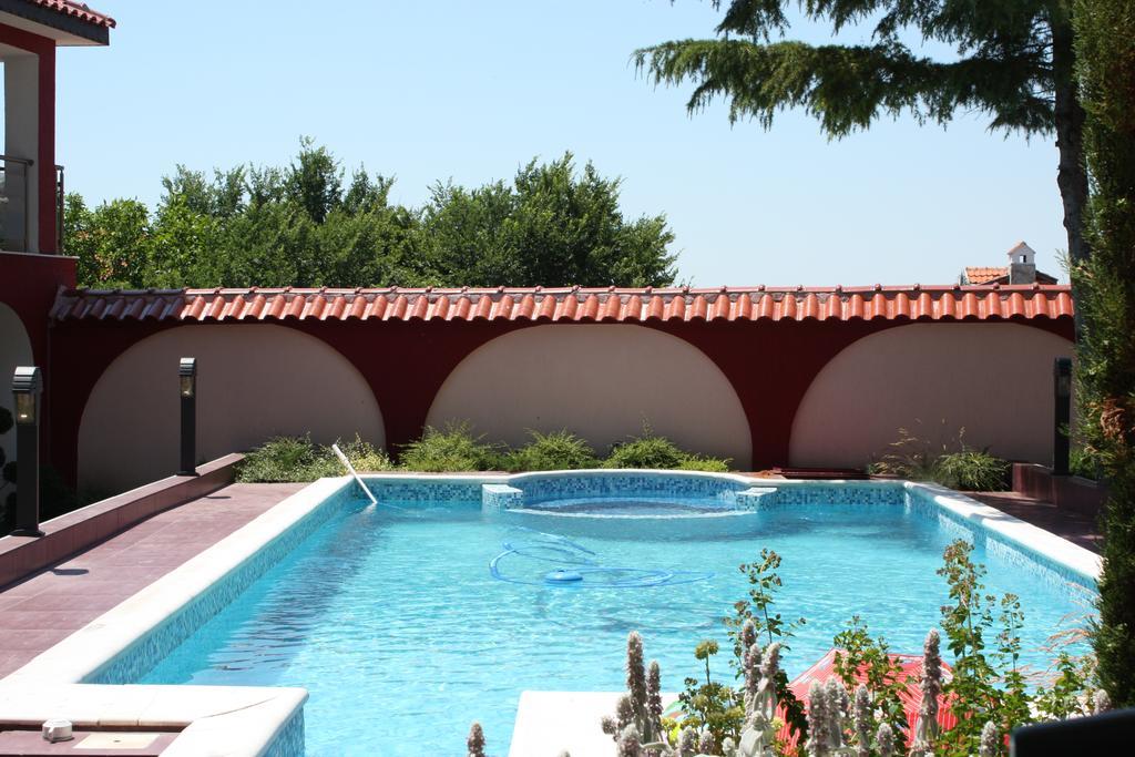 The Red House Hotel Kosharitsa Luaran gambar